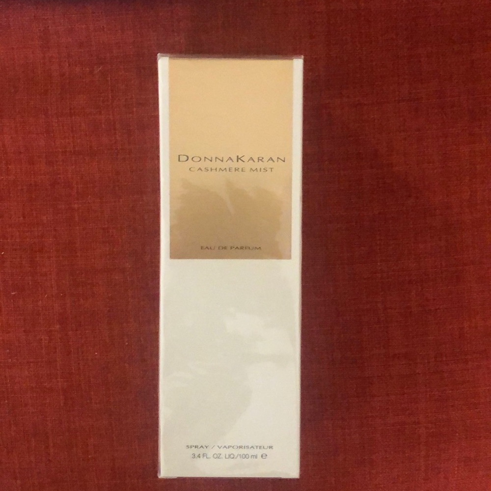 Donna Karan “Cashmere Mist”